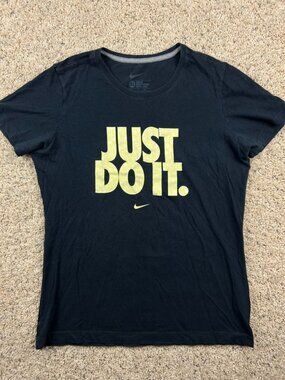 Nike Just Do It T-Shirt Youth Size XL Black Athletic Swoosh Graphic Boys Yellow